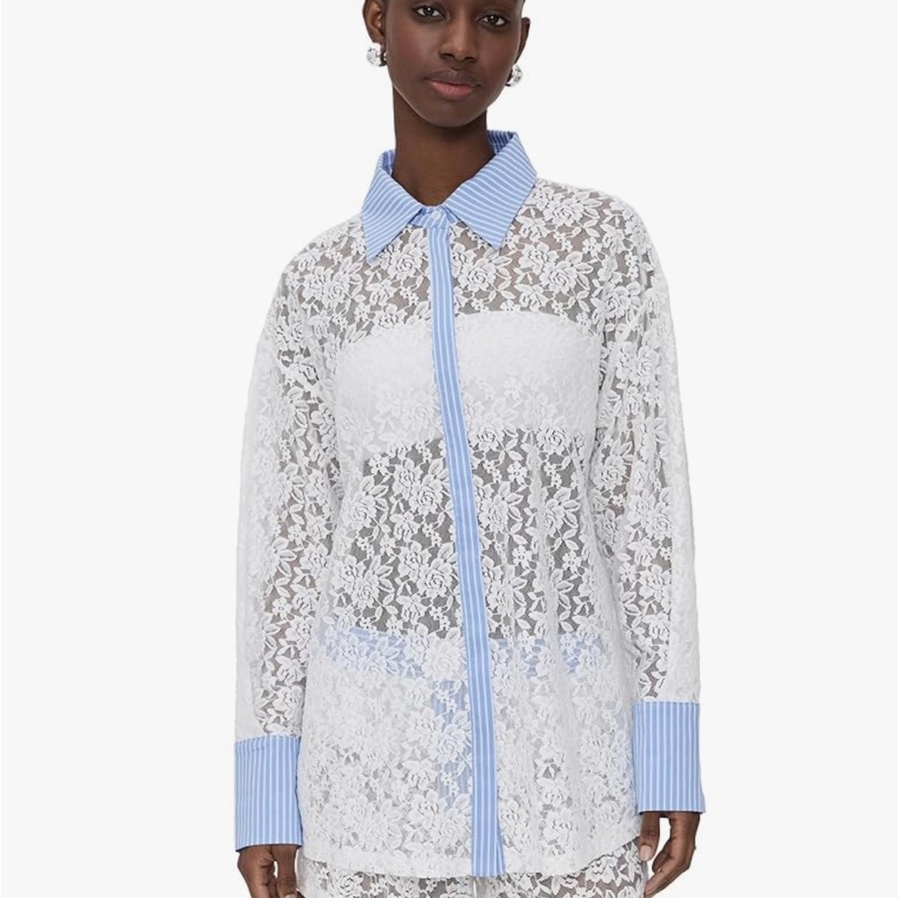 New with Tags Lioness White and Blue Lace Top